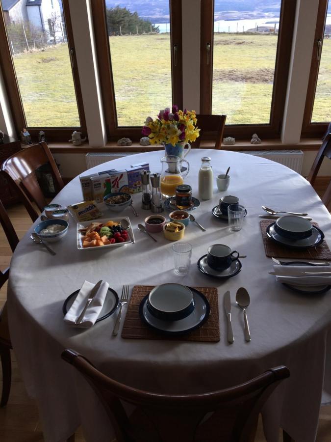 Bed and Breakfast Hazeldean Colbost Esterno foto